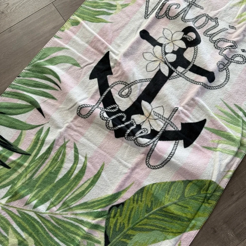 Victorias Secret excellent 64